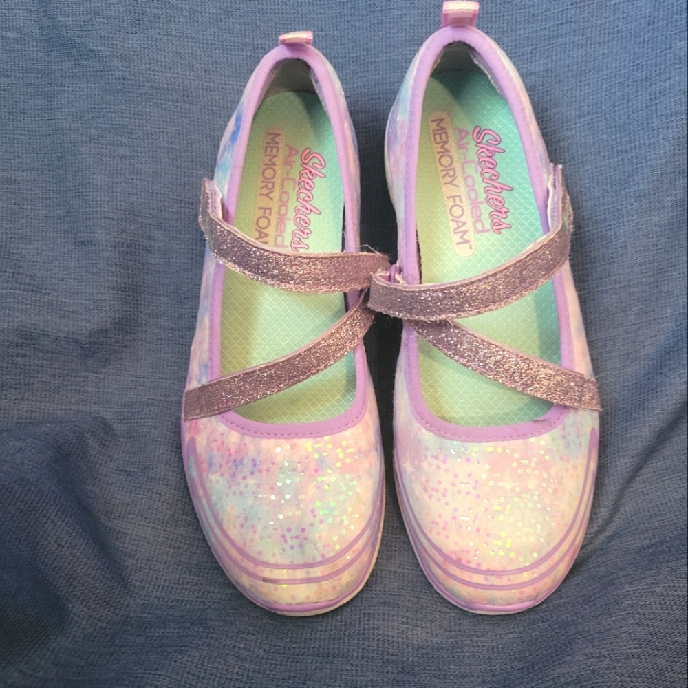 Sketchers Girls Sneakers 2Y